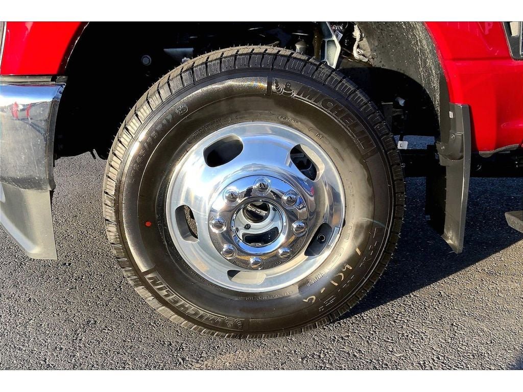 New 2026 Ford F350 King Ranch w/ Chrome Package image 13