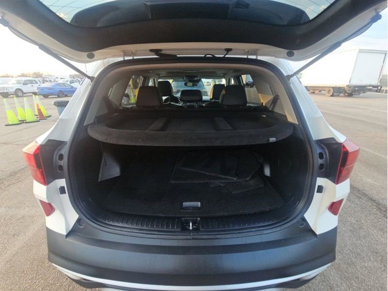 Used 2021 Kia Seltos SX w/ SX Sunroof Package image 24