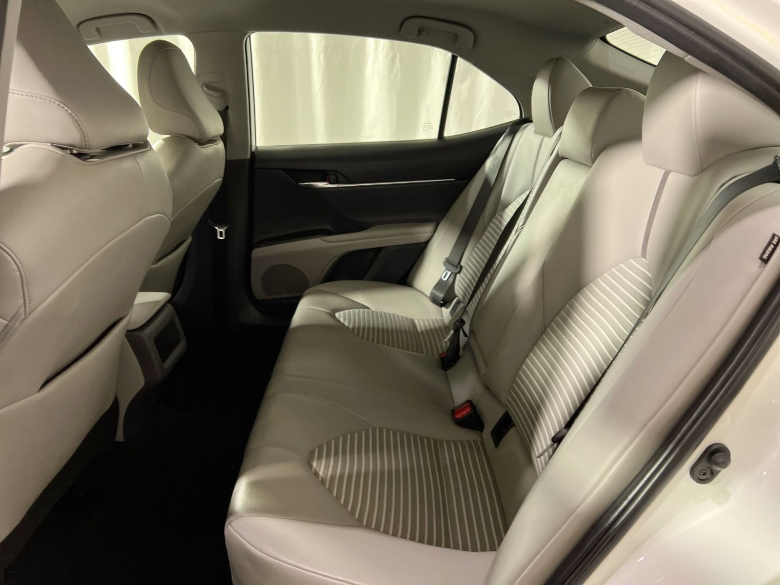 Used 2023 Toyota Camry SE image 24