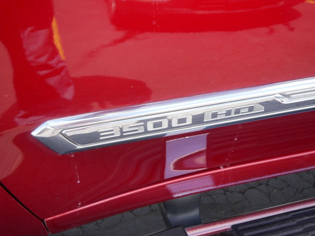 Used 2024 Chevrolet Silverado 3500 High Country w/ High Country Premium Package AWD/4WD image 16