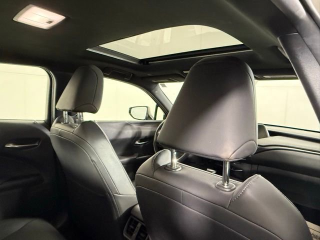 Used 2021 Lexus UX 200 w/ Premium Package FWD image 35