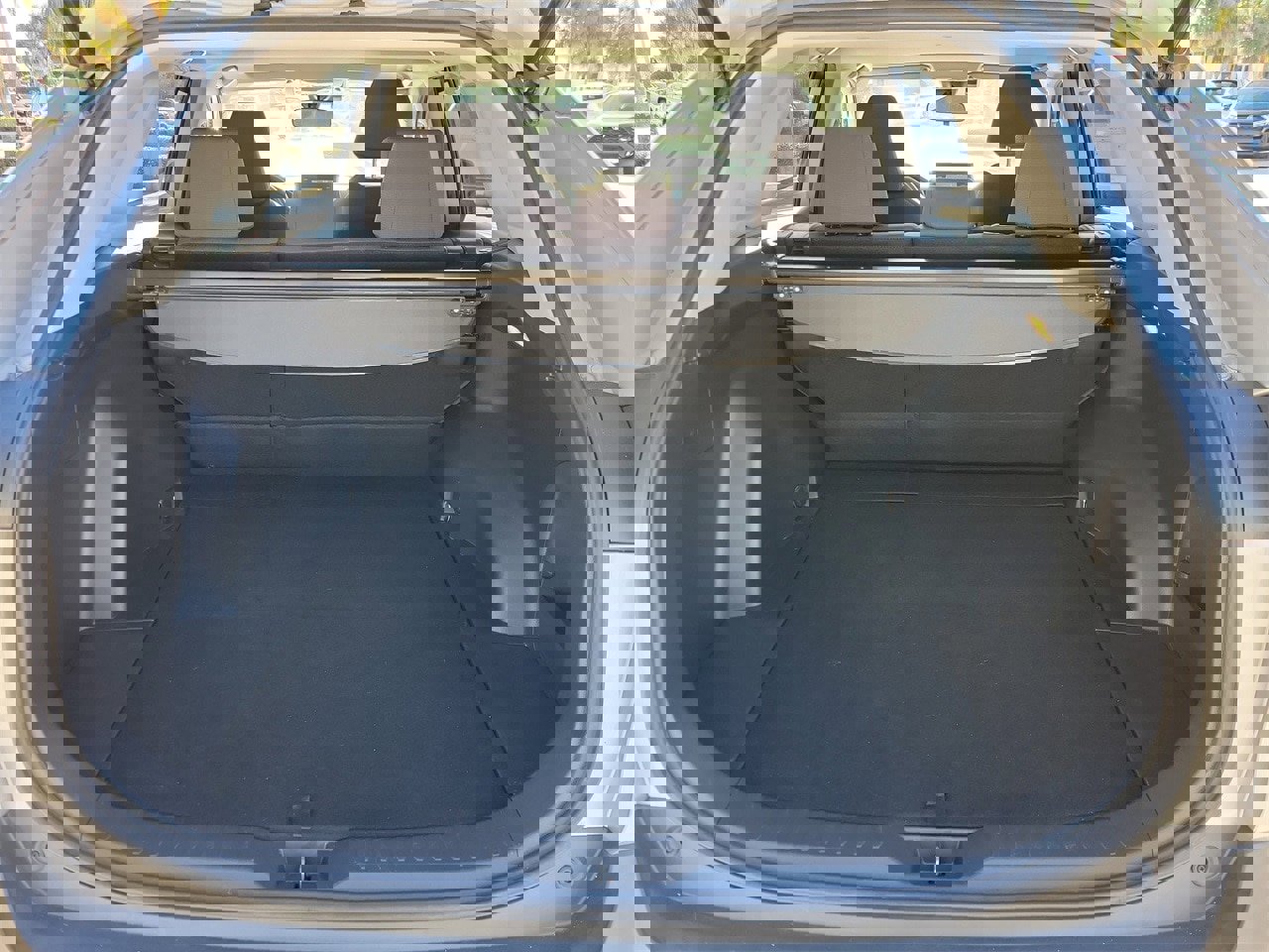 Used 2020 Toyota RAV4 XLE image 8