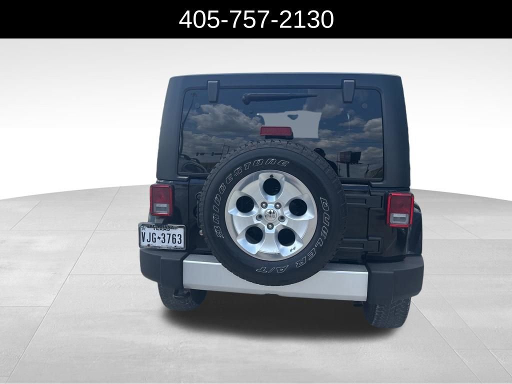 Used 2014 Jeep Wrangler Unlimited Sahara w/ Connectivity Group AWD/4WD image 7