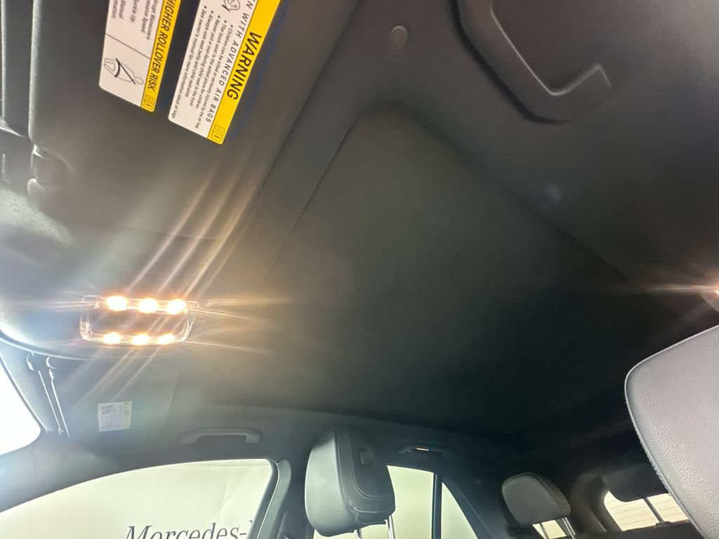 Used 2023 Mercedes-Benz GLE 350 w/ 3rd Row Seat Package image 8