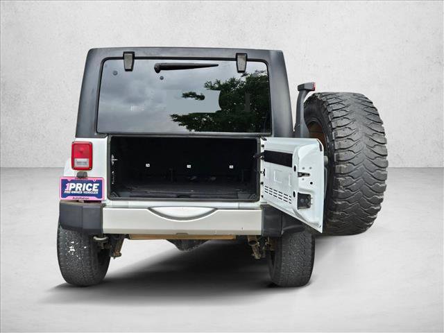 Used 2017 Jeep Wrangler Unlimited Sahara image 21