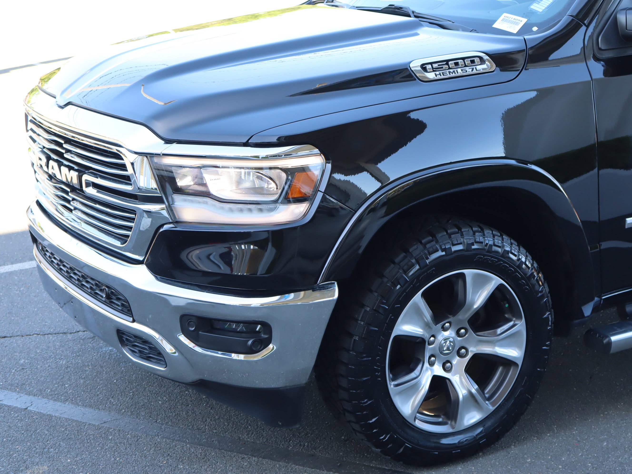 Used 2020 RAM 1500 Laramie AWD/4WD image 6