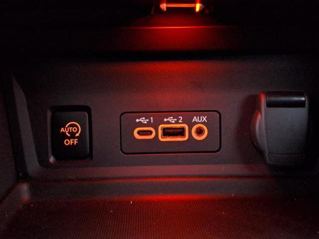 Used 2024 Nissan Sentra SV image 8