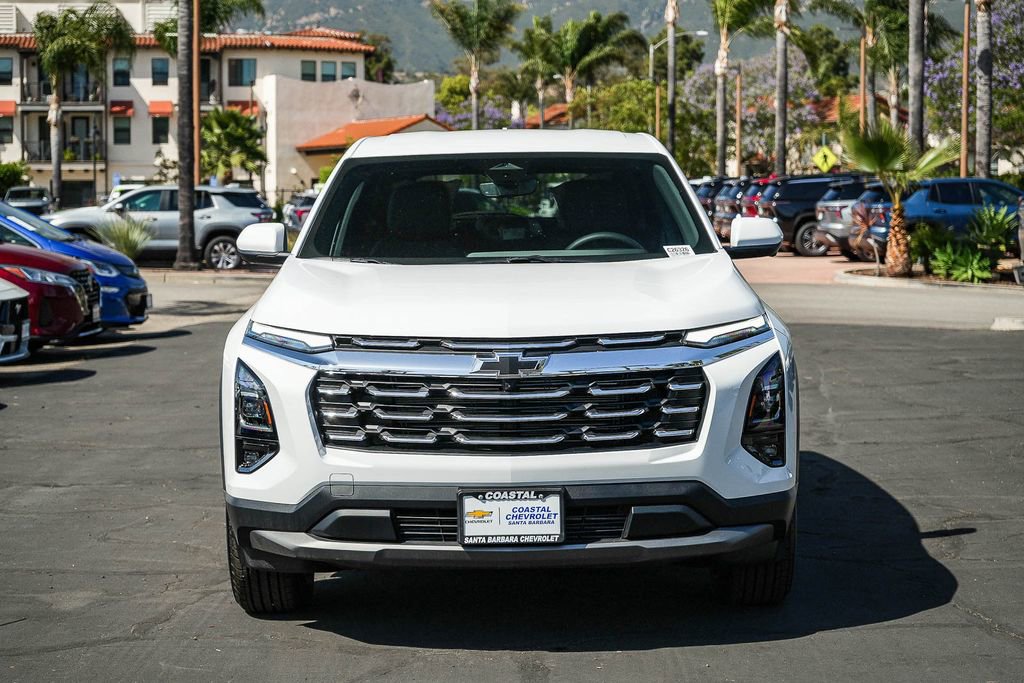 New 2026 Chevrolet Equinox LT w/ Convenience Package II AWD/4WD image 2