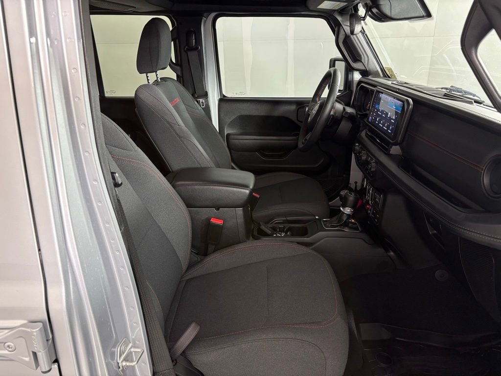 Used 2024 Jeep Wrangler Unlimited Rubicon AWD/4WD image 47
