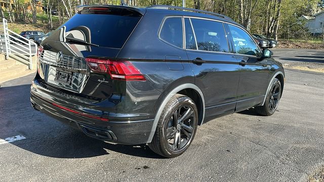 Used 2024 Volkswagen Tiguan SE R-Line image 6