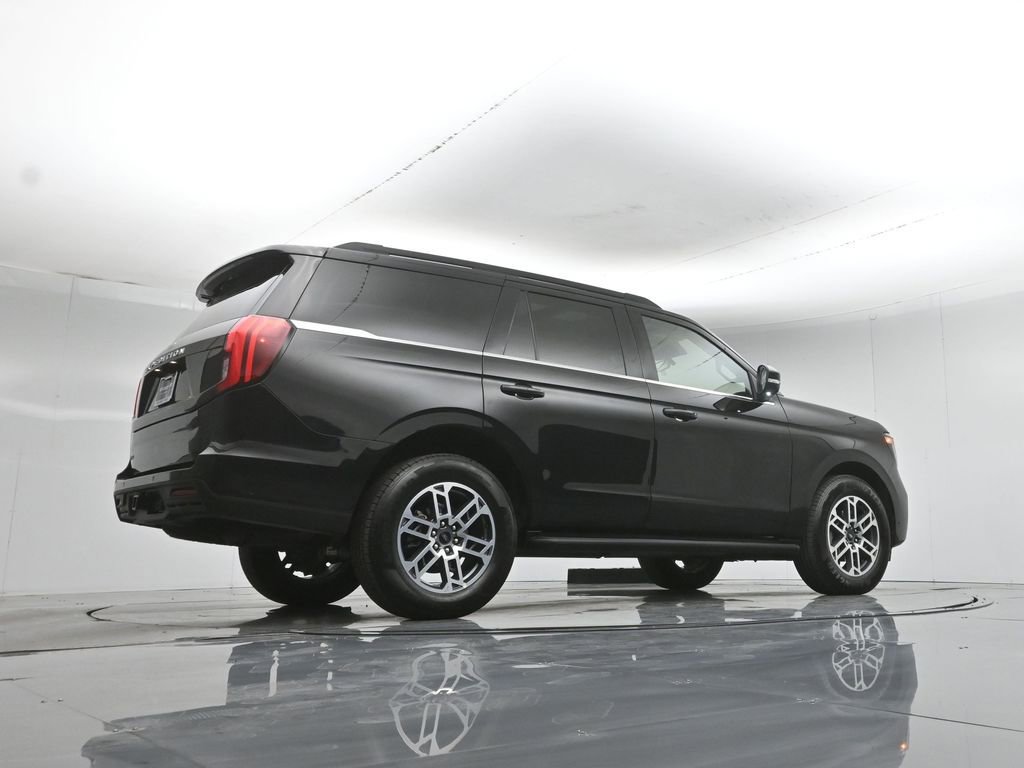 Certified 2025 Ford Expedition Active RWD image 54