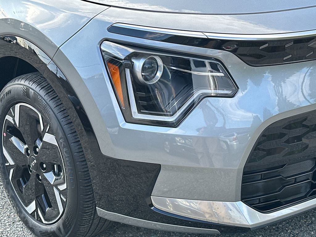 New 2026 Kia Niro Wind FWD image 11
