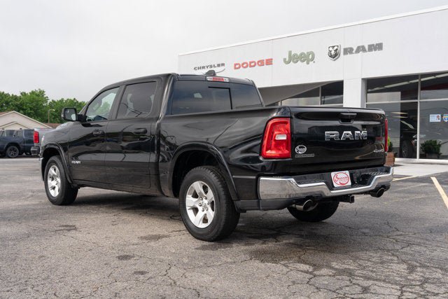 Used 2025 RAM 1500 Big Horn AWD/4WD image 3