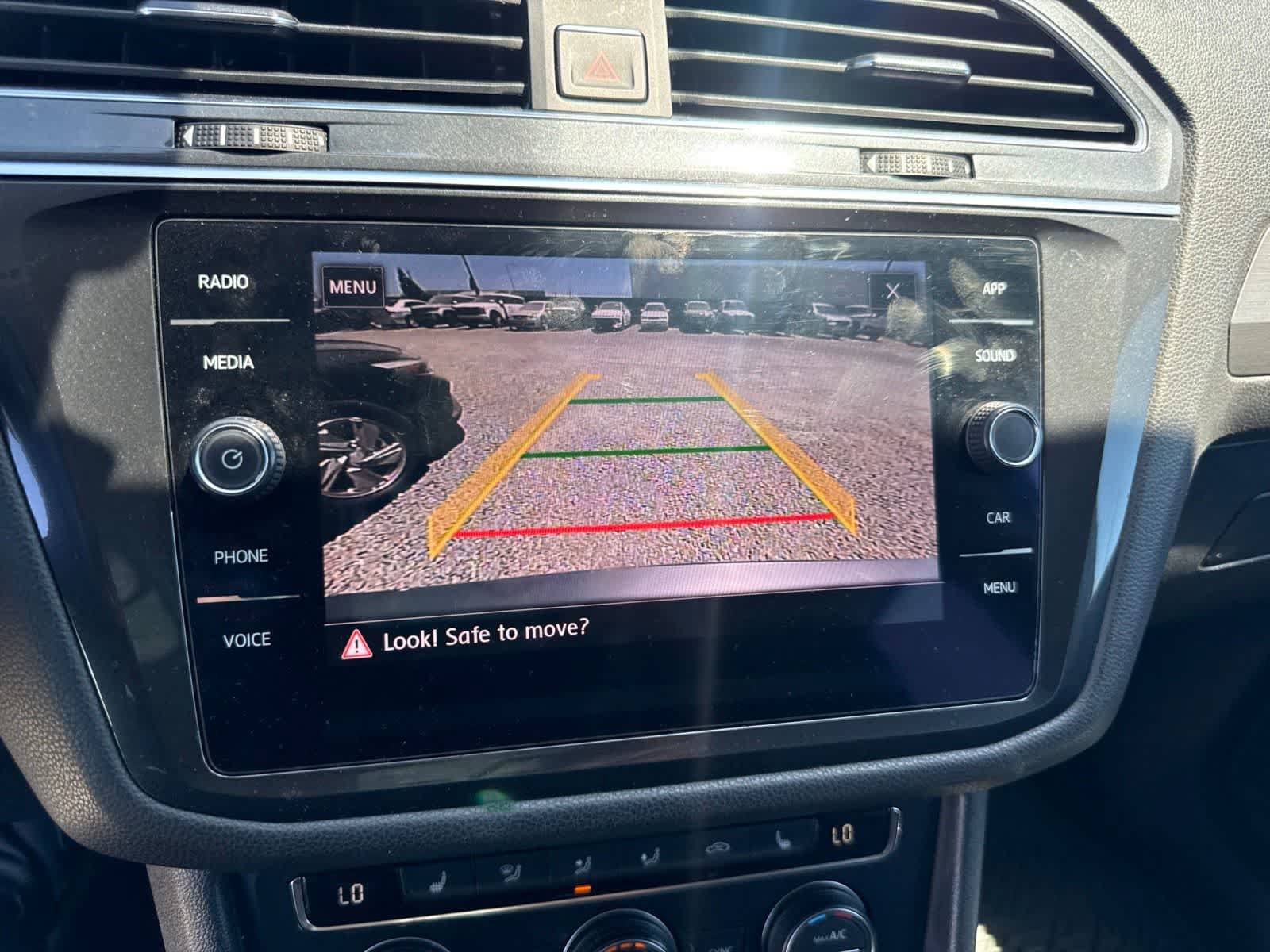 Used 2018 Volkswagen Tiguan SE FWD image 31