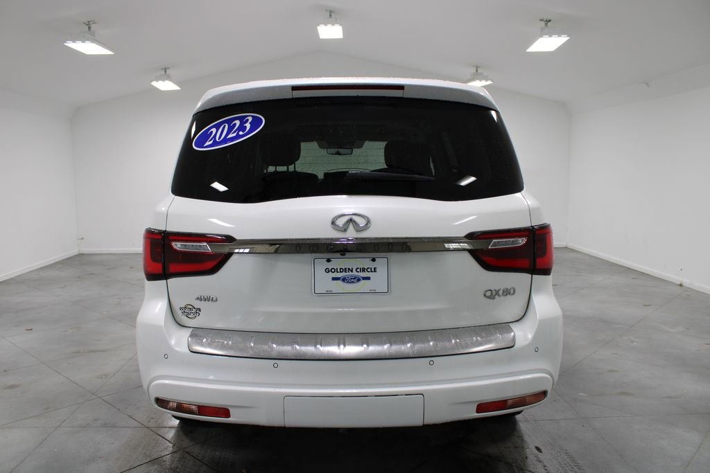 Used 2023 INFINITI QX80 Premium Select w/ Cargo Package image 8