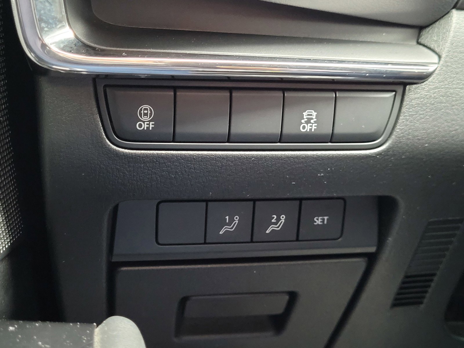 Used 2022 MAZDA MAZDA3 s image 18