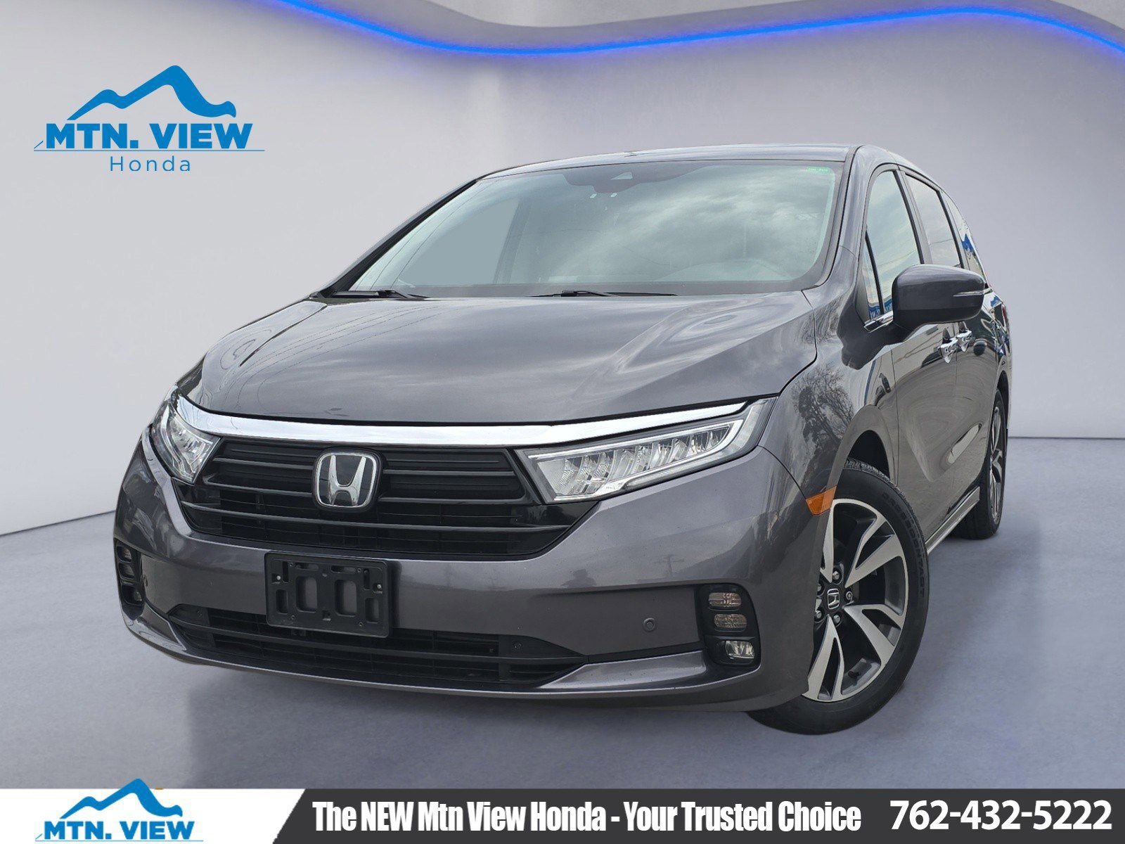 Used 2023 Honda Odyssey Touring image 1