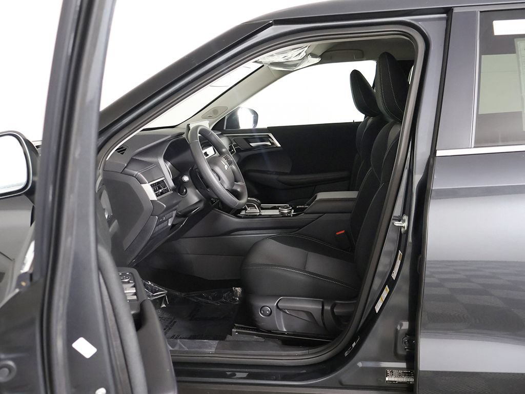New 2026 Mitsubishi Outlander ES AWD/4WD image 27