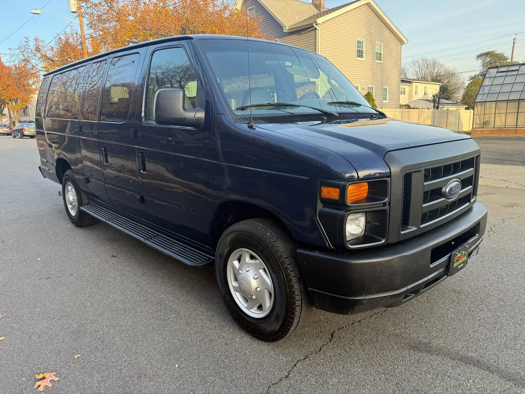 Used 2008 Ford E-350 and Econoline 350 XLT image 11