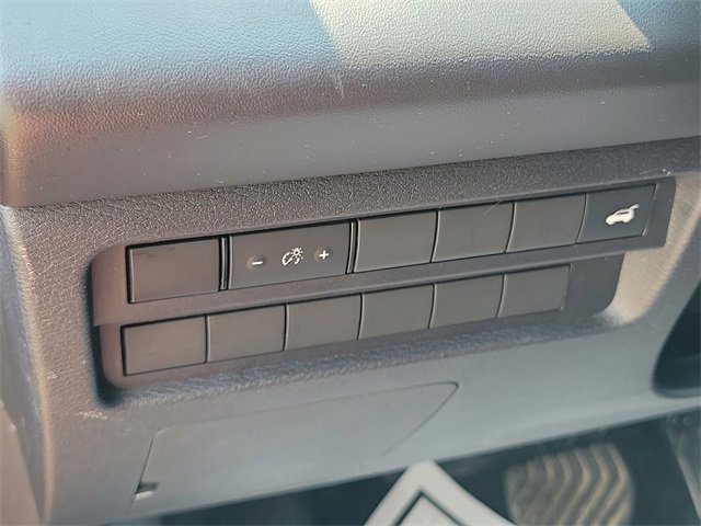 Used 2023 Mitsubishi Outlander SE Black Edition image 11