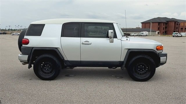 Used 2007 Toyota FJ Cruiser 2WD image 9