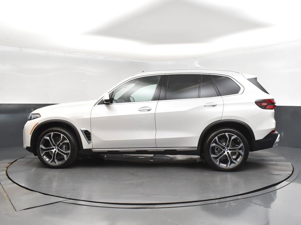 New 2026 BMW X5 sDrive40i w/ Climate Comfort Package image 4