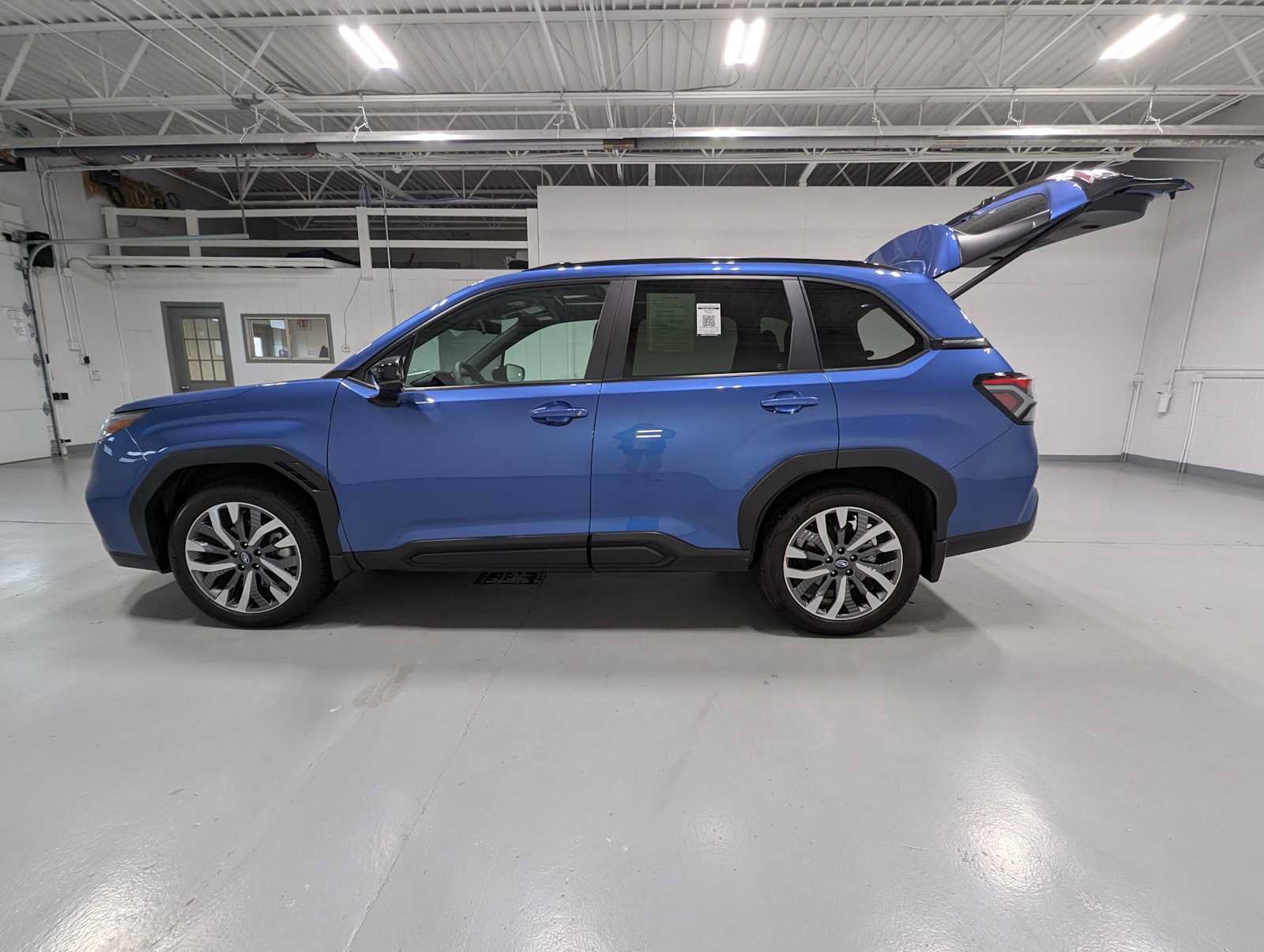 Used 2026 Subaru Forester Touring AWD/4WD image 12