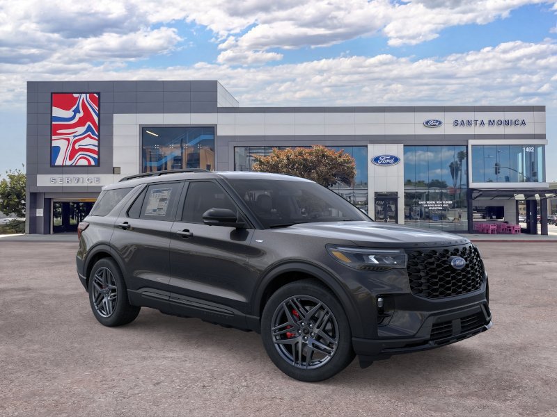 New 2026 Ford Explorer ST-Line w/ ST-Line Street Pack RWD image 7