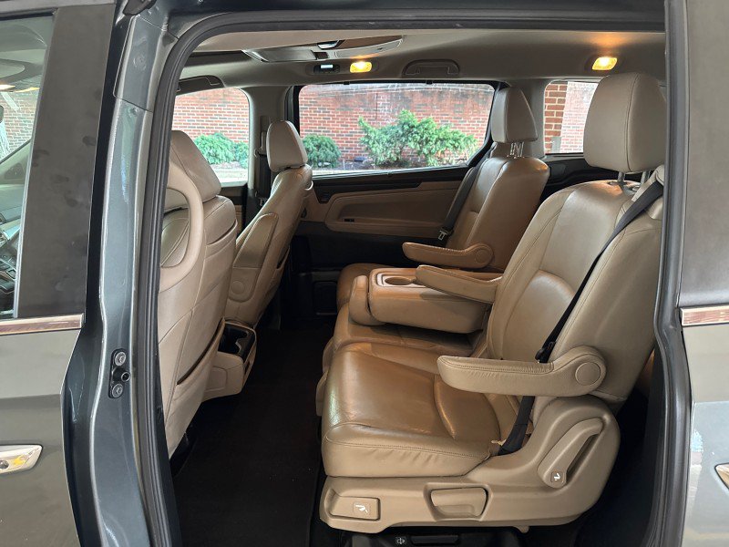 Used 2018 Honda Odyssey Touring image 30