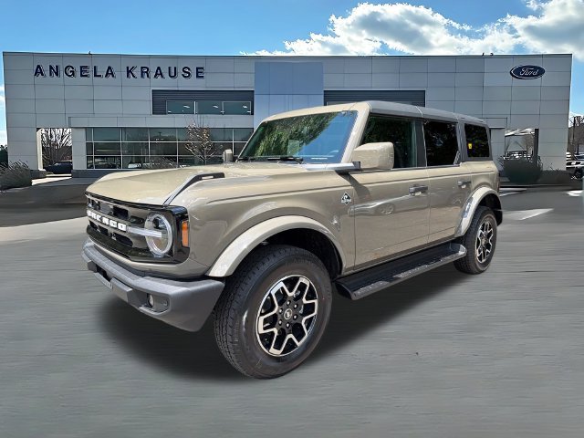 New 2026 Ford Bronco Outer Banks AWD/4WD image 3