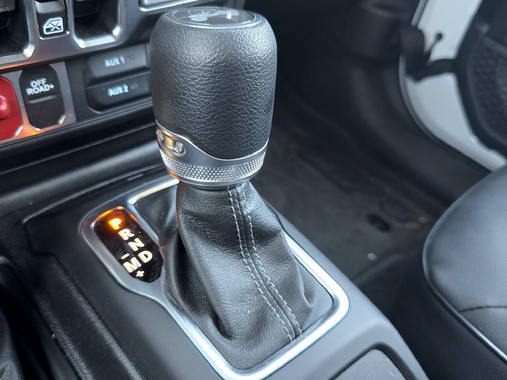 Used 2025 Jeep Wrangler Unlimited Sport AWD/4WD image 31