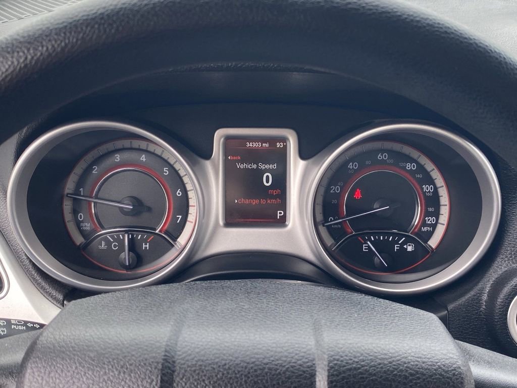Used 2015 Dodge Journey SXT w/ Flexible Seating Group FWD image 29