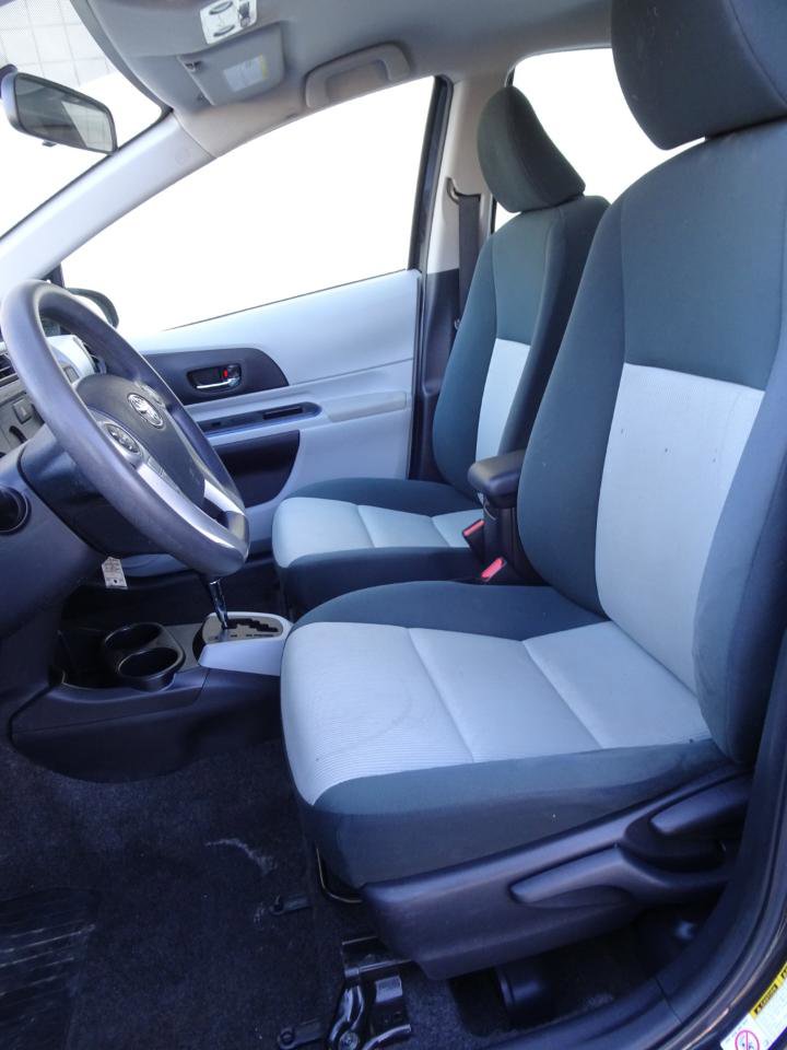 Used 2012 Toyota Prius C Two image 11