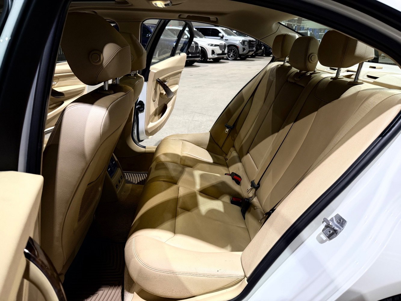 Used 2015 BMW 328i xDrive Sedan AWD/4WD image 17
