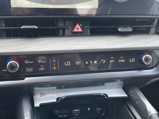 New 2025 Kia Sportage X-Line image 8