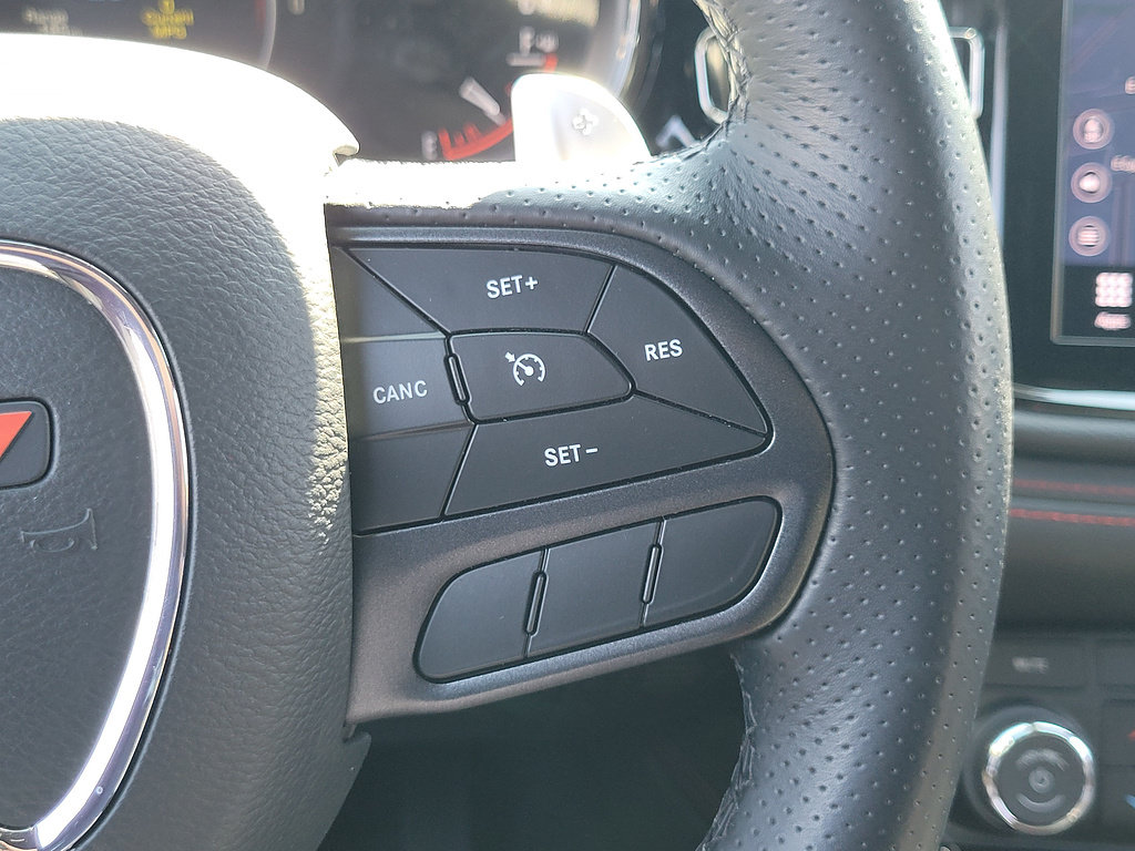 Used 2025 Dodge Durango GT RWD image 24