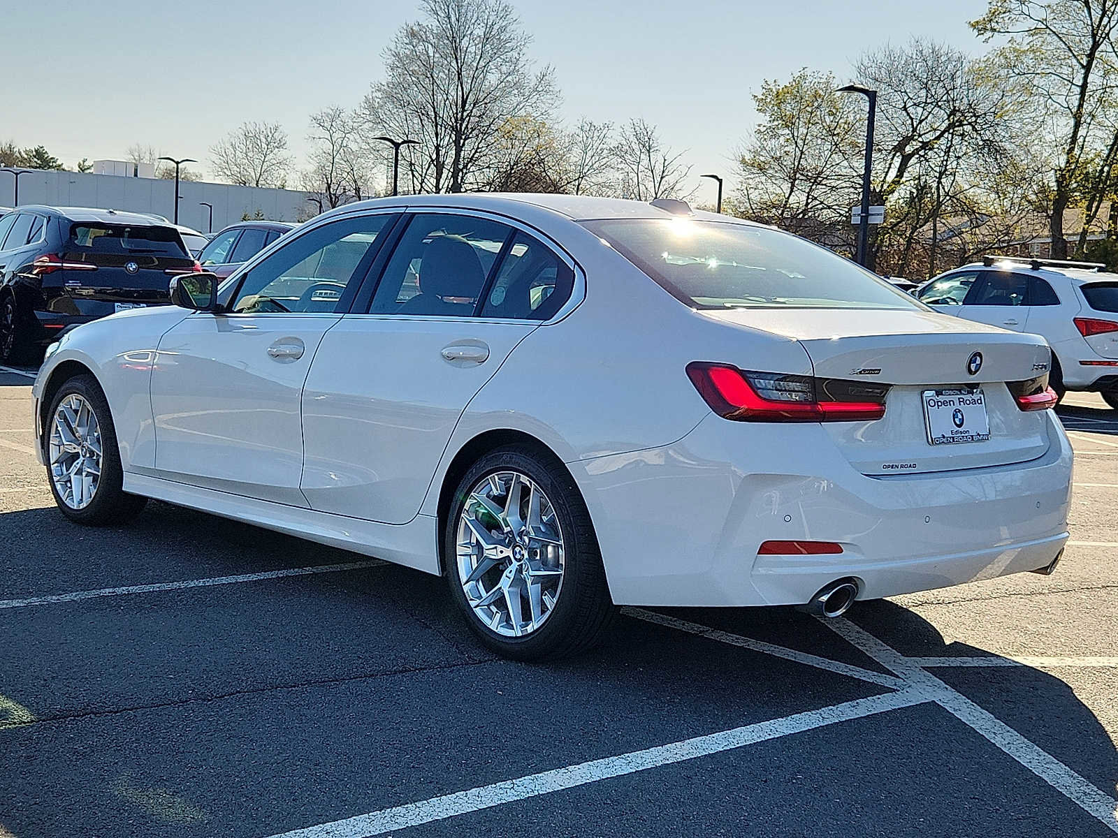 Used 2026 BMW 330i xDrive Sedan w/ Convenience Package image 4