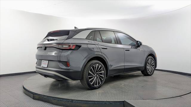 Used 2023 Volkswagen ID.4 Pro S Plus AWD/4WD image 8