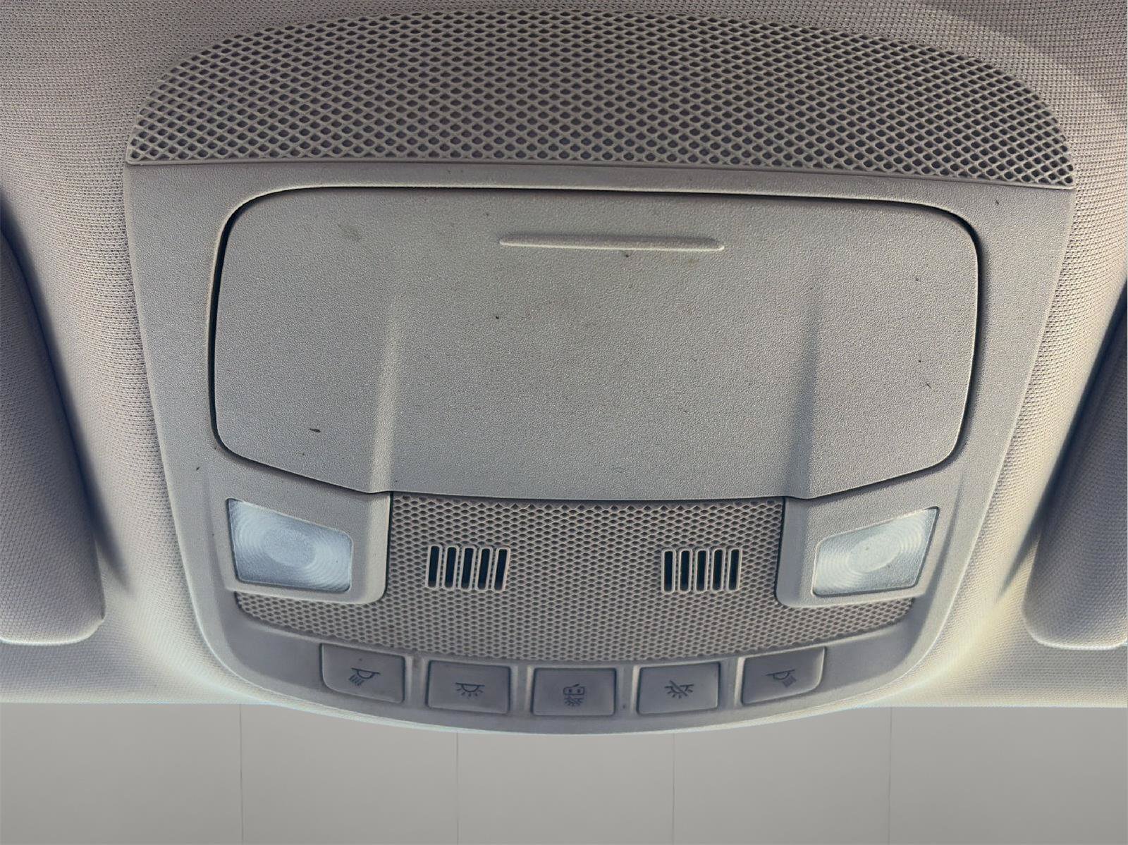 Used 2017 Ford Fusion SE FWD image 28