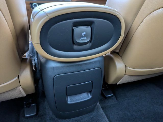 Used 2026 Hyundai Palisade Calligraphy FWD image 16