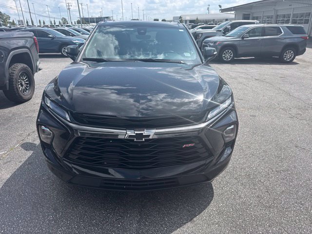 Used 2024 Chevrolet Blazer RS w/ Driver Confidence II Package FWD image 3