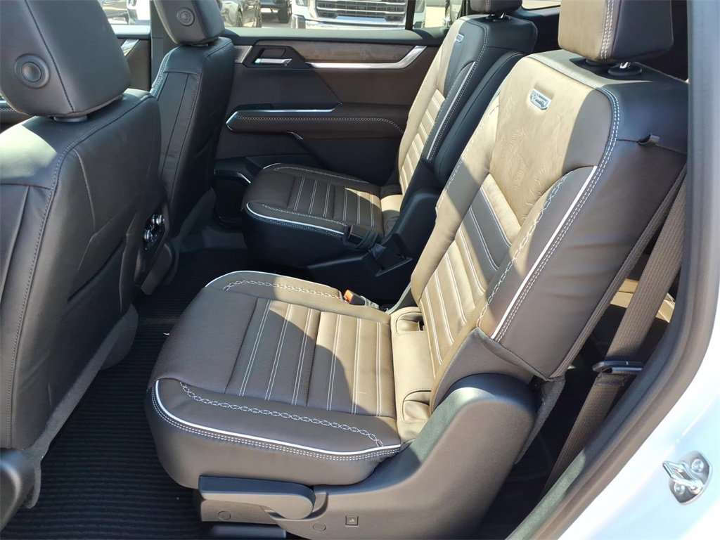 New 2026 GMC Acadia Denali Ultimate image 12