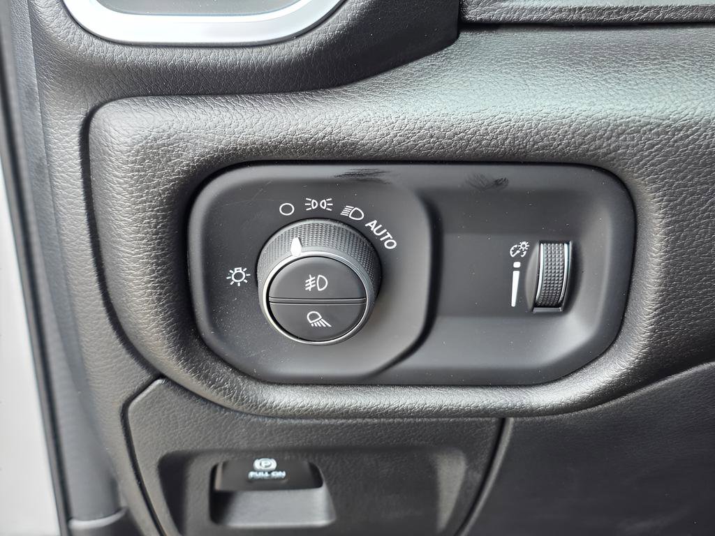 Used 2022 RAM 1500 Big Horn image 23