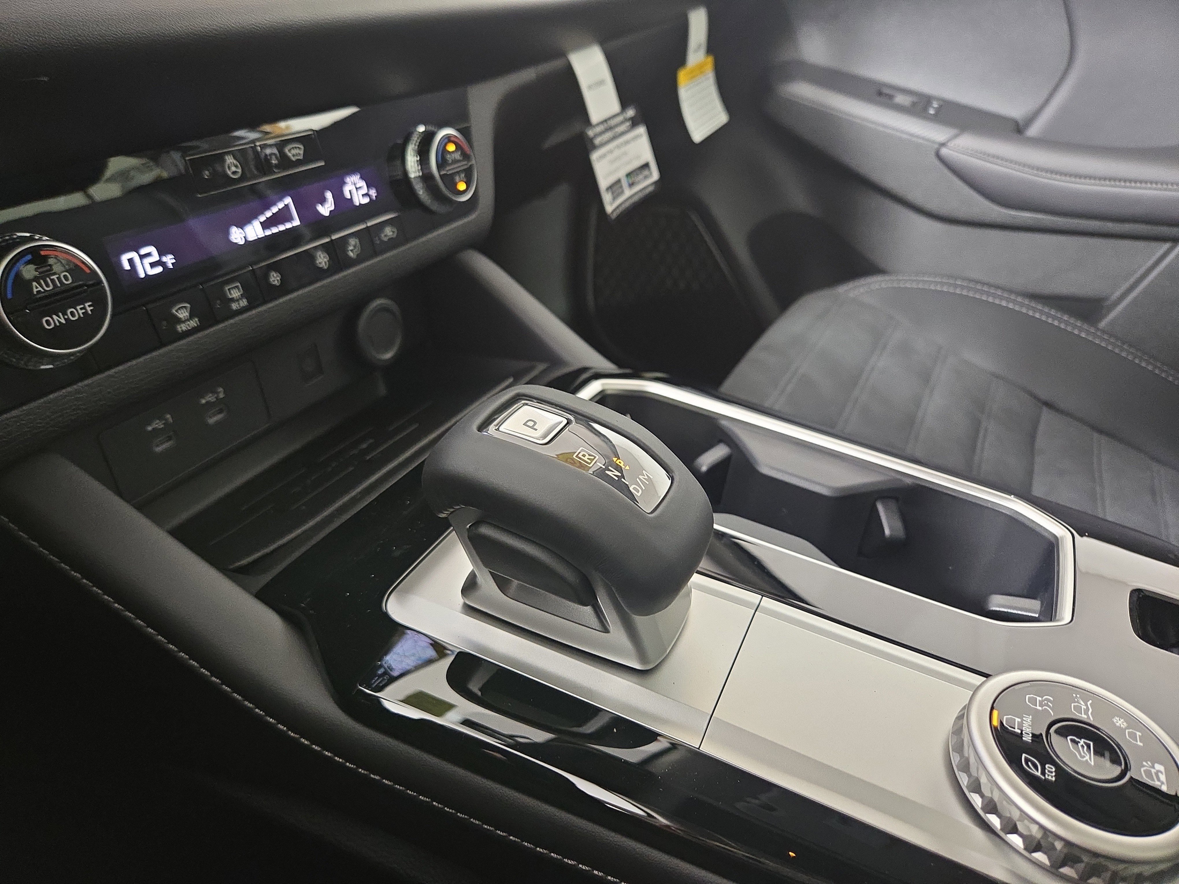 New 2026 Mitsubishi Outlander SE image 24