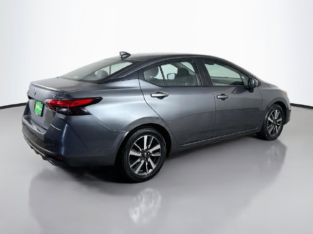 Used 2021 Nissan Versa SV FWD image 10