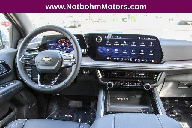 New 2025 Chevrolet Suburban Premier image 14