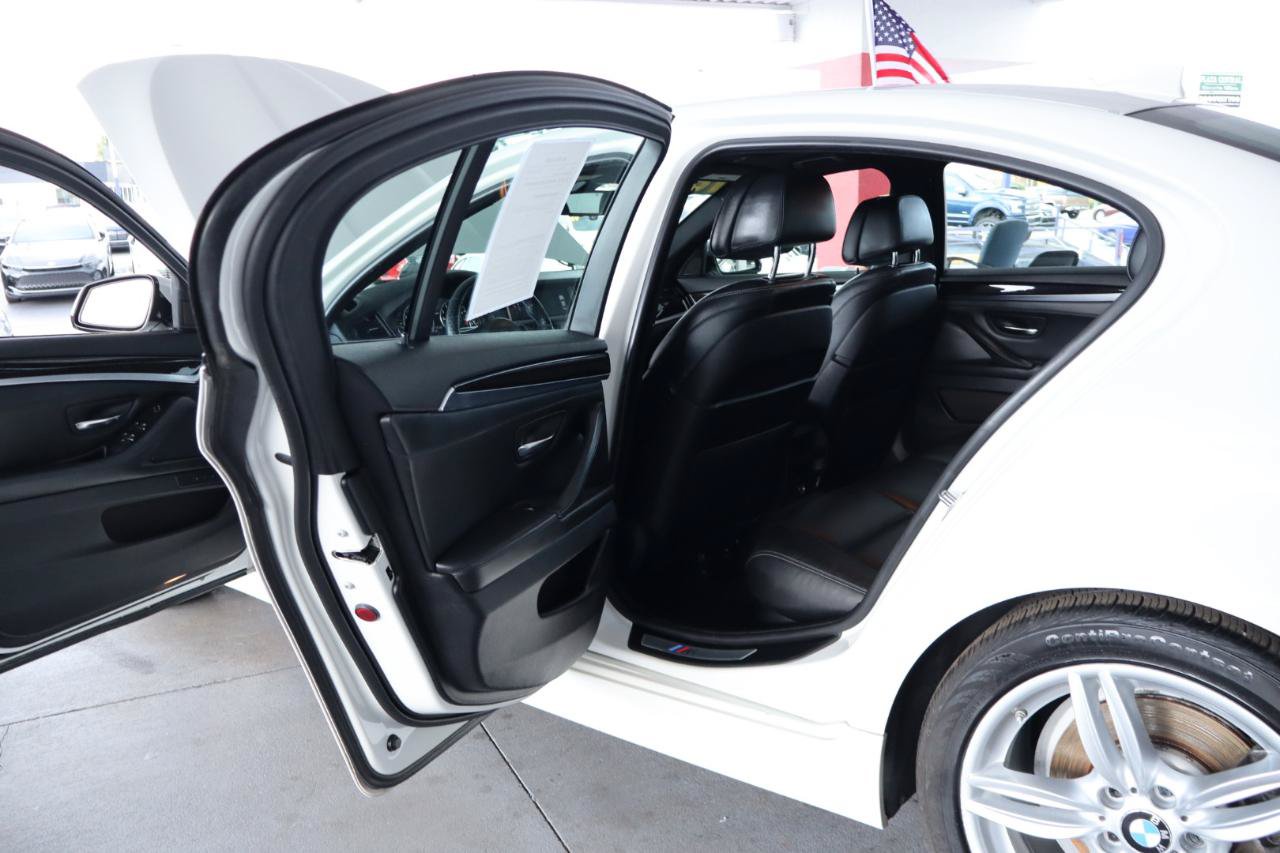 Used 2016 BMW 535i Sedan RWD image 32