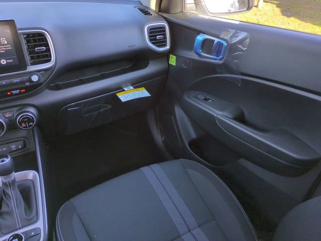 New 2026 Hyundai Venue SEL FWD image 17