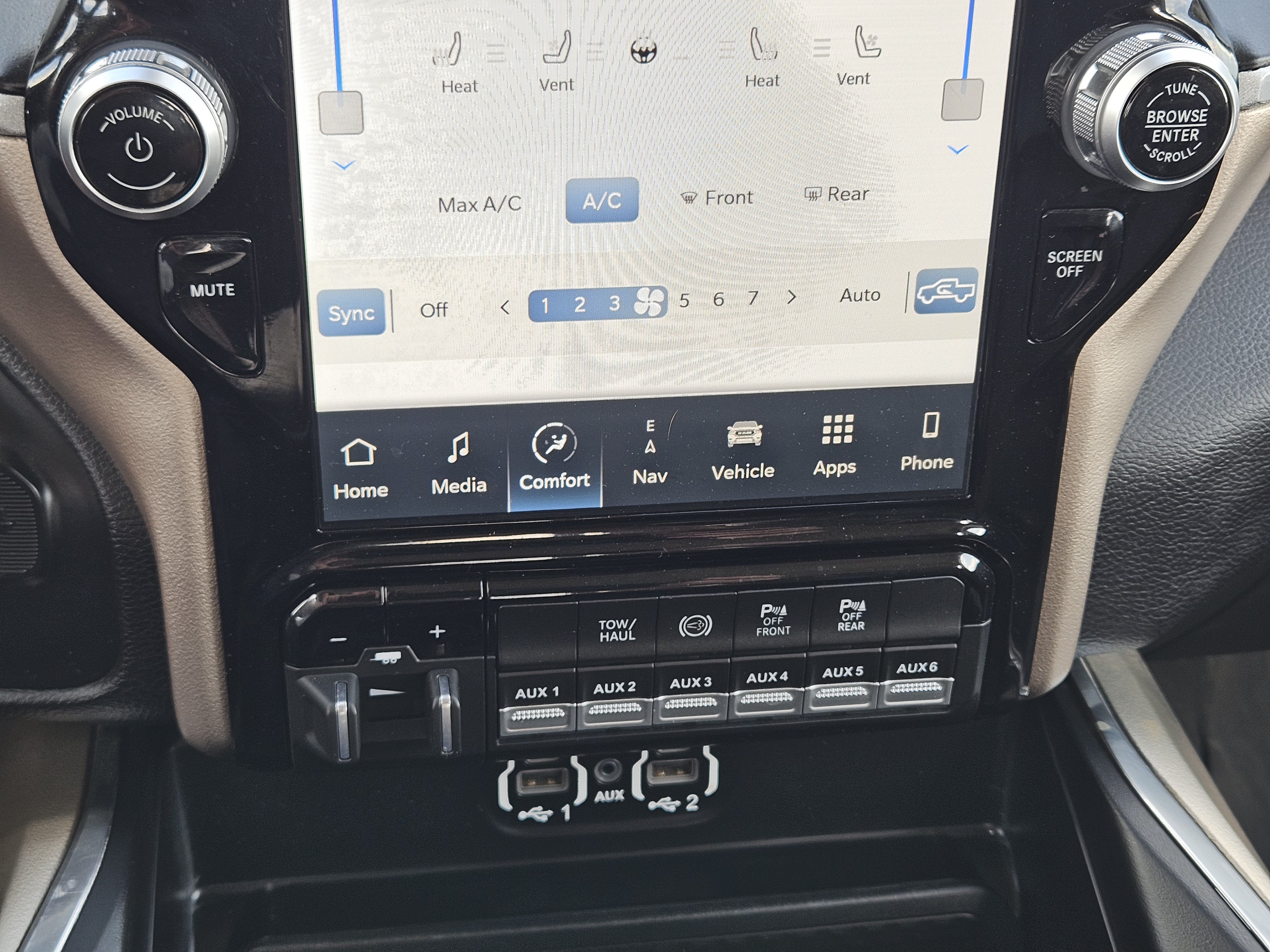 Used 2023 RAM 2500 Laramie AWD/4WD image 20