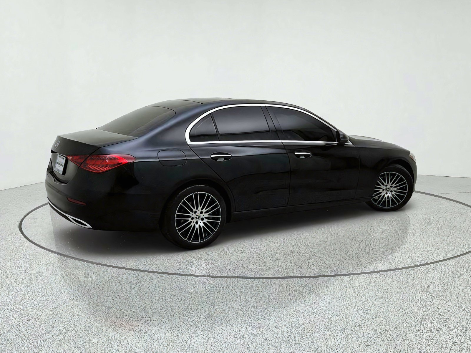 Used 2025 Mercedes-Benz C 300 Sedan image 8